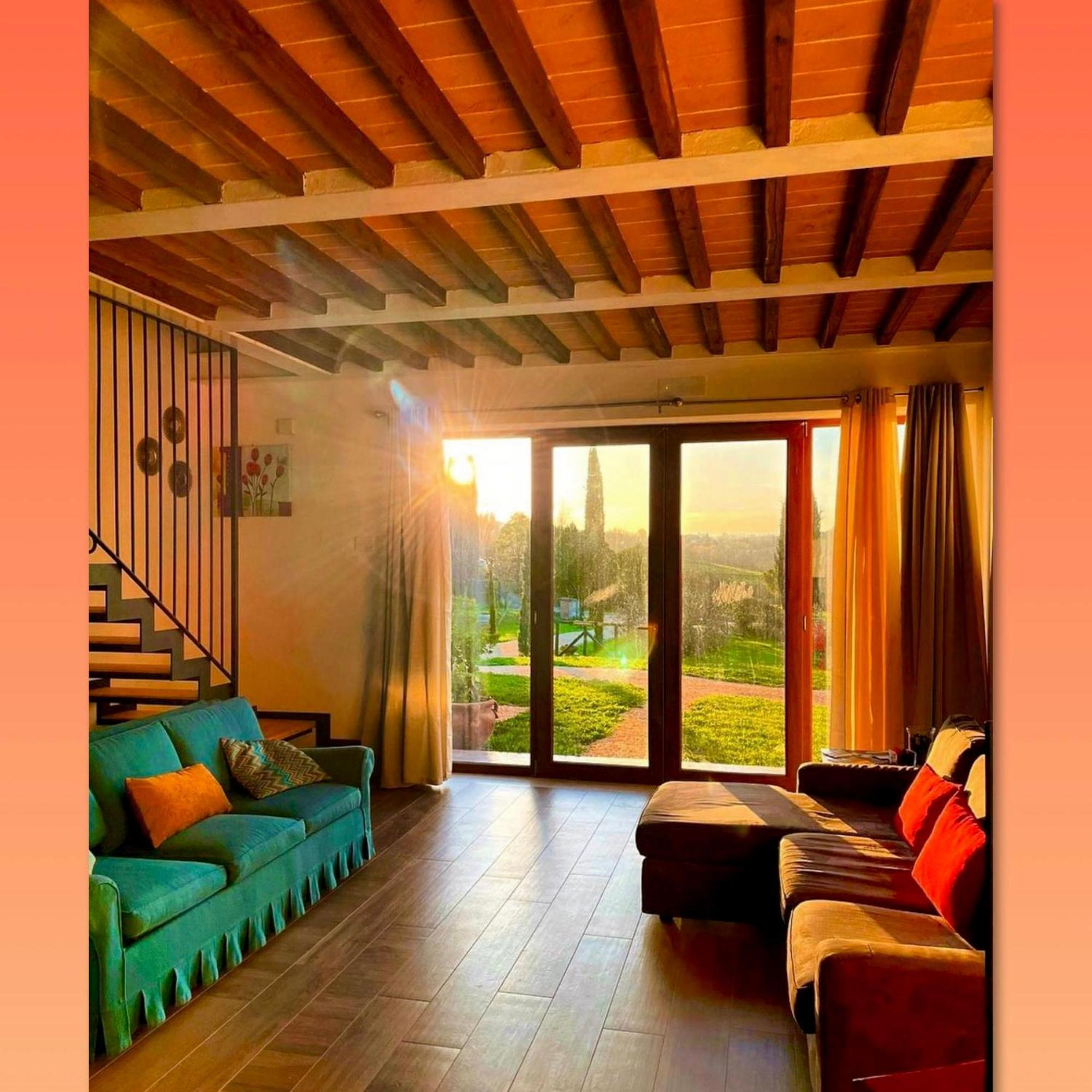 Agriturismo La Corte Del Sole シエーナ エクステリア 写真