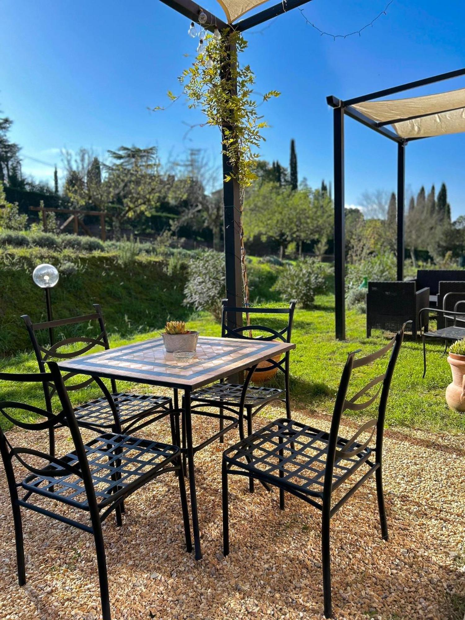 Agriturismo La Corte Del Sole シエーナ エクステリア 写真